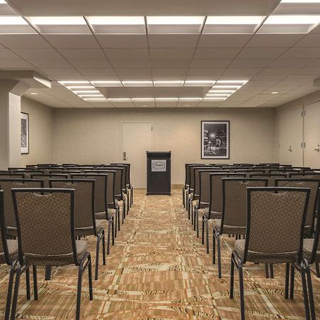 Hampton Inn New York - Laguardia Airport Ngoại thất bức ảnh